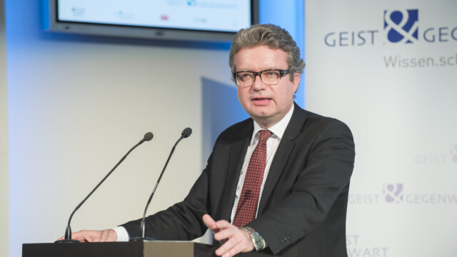 Dialogreihe: Geist und Gegenwart mit Henryk M. Broder 07.03.2016 
copyright Foto Fischer