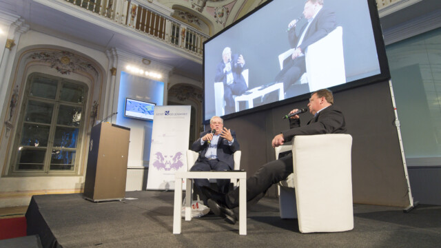 LRGeistGegenwartWehrschuetz am 10.10.2016 copyright by Foto Fischer, Herrengasse 7 ( Altstadtpassage ), 8010 Graz, Tel.: 0043/ 316/ 82 53 22, Fax DW4,
e-mail :