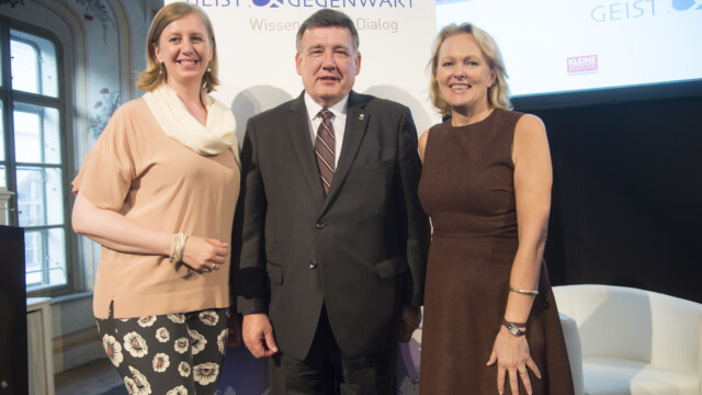 Wissenschafts- und Wirtschaftslandesrätin MMag. Barbara Eibinger-Miedl, US Senator Marc R. Pacheco, Mag. Hannelore Veit